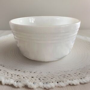 Pyrex Hamilton Beach #7 Large White Milk Glass Ribbed Mixing Bowl